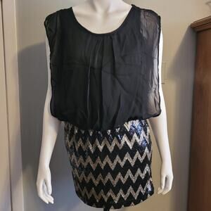 Marineblu Women’s Chevron Print Sleeveless Dress Black Beige White Size Medium